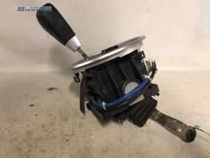 Gebruikte Versnellingspook Ssang Yong Actyon 2.3 4WD 16V Prijs € 30,00 Margeregeling aangeboden door Autobedrijf Brooks