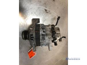 Gebruikte Dynamo Kia Carnival 2 (FIB/FLD) 2.9 HPDi 16V Prijs op aanvraag aangeboden door Autobedrijf Brooks
