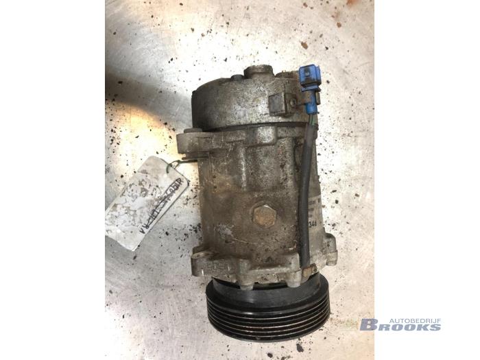 Gebruikte Aircopomp Volkswagen Golf IV (1J1) 2.3 V5 GTI Prijs € 100,00 Margeregeling aangeboden door Autobedrijf Brooks