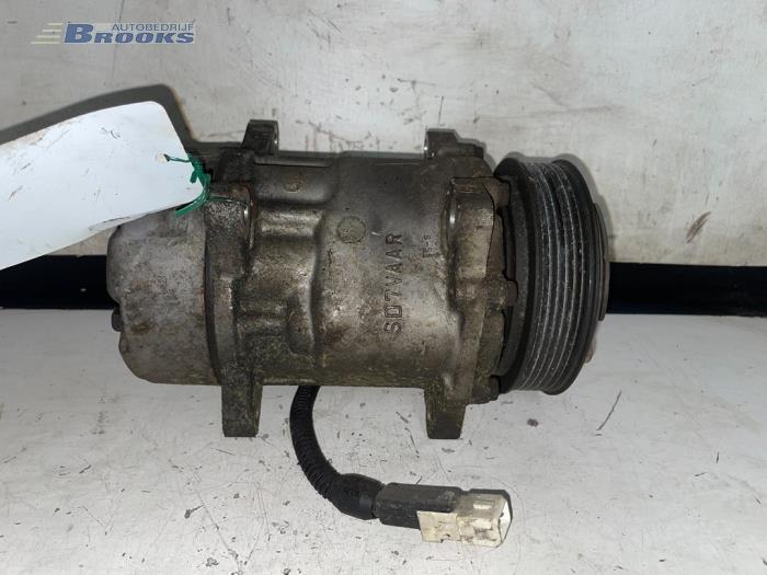 Gebruikte Aircopomp Peugeot 306 Break (7E) 1.9 DT Prijs € 15,00 Margeregeling aangeboden door Autobedrijf Brooks