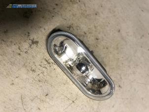 Gebruikte Knipperlicht rechts Volkswagen Passat Prijs € 5,00 Margeregeling aangeboden door Autobedrijf Brooks