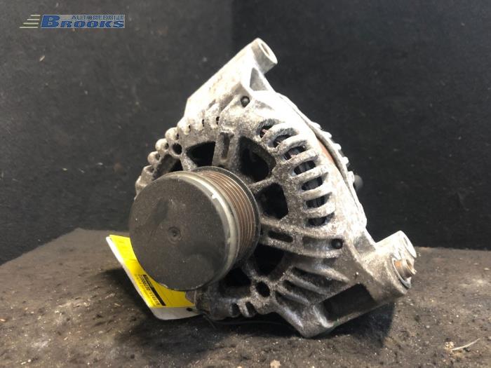 Gebruikte Dynamo Fiat Punto Evo (199) 1.3 JTD Multijet 85 16V Prijs € 15,00 Margeregeling aangeboden door Autobedrijf Brooks