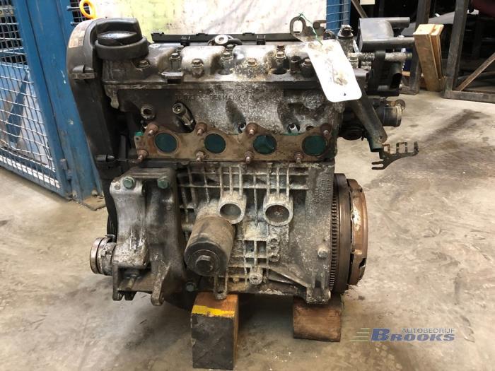 Gebruikte Motor Volkswagen Polo III (6N2) 1.4 Prijs € 150,00 Margeregeling aangeboden door Autobedrijf Brooks