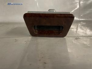 Gebruikte Asbak voor Mitsubishi Galant Prijs € 10,00 Margeregeling aangeboden door Autobedrijf Brooks