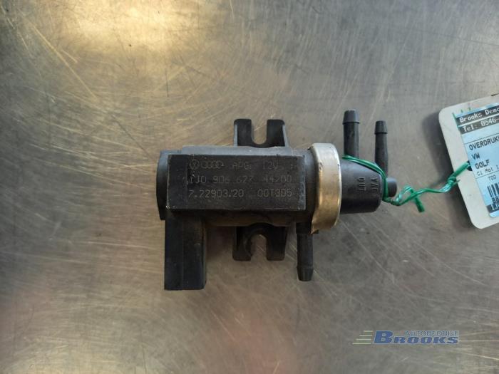 Gebruikte Turbo Overdrukklep Volkswagen Golf IV (1J1) 1.9 TDI Prijs € 15,00 Margeregeling aangeboden door Autobedrijf Brooks