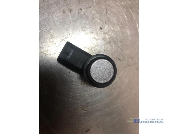 Gebruikte Sensor PDC Seat Ibiza ST (6J8) 1.0 EcoTSI 12V Prijs € 10,00 Margeregeling aangeboden door Autobedrijf Brooks