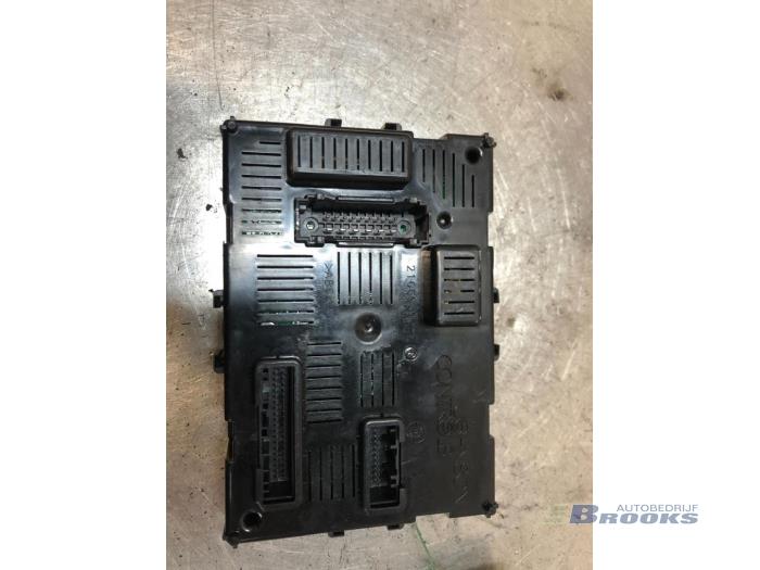 Gebruikte Bodycontrol Module Nissan Note (E11) 1.4 16V Prijs € 40,00 Margeregeling aangeboden door Autobedrijf Brooks