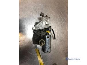 Gebruikte Ruitenwissermotor achter Opel Kadett D (31/32/33/34/41/42/43/44) 1.0 S Prijs € 20,00 Margeregeling aangeboden door Autobedrijf Brooks
