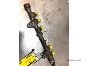 Gebruikte Verstuiver brug Opel Corsa D 1.3 CDTi 16V ecoFLEX Prijs € 40,00 Margeregeling aangeboden door Autobedrijf Brooks