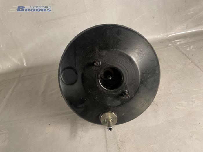 Gebruikte Rembekrachtiger Toyota MR2 (ZZW30) 1.8 16V VT-i Prijs € 37,50 Margeregeling aangeboden door Autobedrijf Brooks
