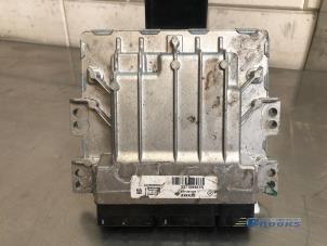 Gebruikte Computer Motormanagement Renault Captur (2R) 1.2 TCE 16V EDC Prijs € 175,00 Margeregeling aangeboden door Autobedrijf Brooks