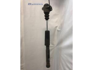 Gebruikte Schokdemper rechts-achter Volkswagen Fox (5Z) 1.2 Prijs € 15,00 Margeregeling aangeboden door Autobedrijf Brooks