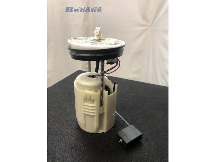 Gebruikte Tank element Pomp Honda Accord (CU) 2.0 i-VTEC 16V Prijs € 75,00 Margeregeling aangeboden door Autobedrijf Brooks