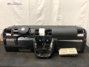 Gebruikte Airbag set + dashboard Volkswagen Fox (5Z) 1.2 Prijs € 150,00 Margeregeling aangeboden door Autobedrijf Brooks