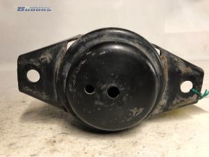 Gebruikte Motorrubber Landrover Discovery II 2.5 Td5 Prijs € 50,00 Margeregeling aangeboden door Autobedrijf Brooks