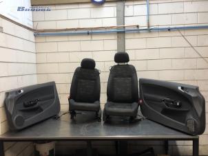 Gebruikte Bekleding Set (compleet) Opel Corsa D 1.3 CDTi 16V ecoFLEX Prijs € 100,00 Margeregeling aangeboden door Autobedrijf Brooks