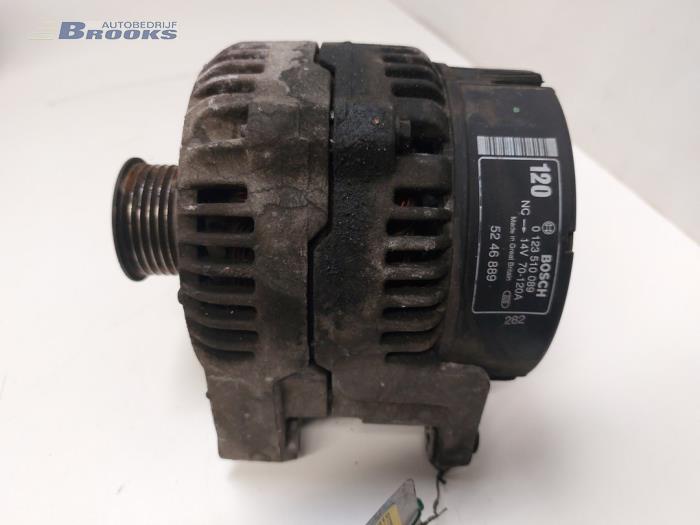 Gebruikte Dynamo Saab 9-3 I (YS3D) 2.2 TiD Kat. Prijs € 30,00 Margeregeling aangeboden door Autobedrijf Brooks