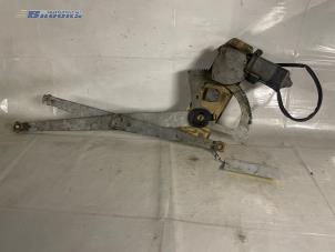 Gebruikte Motor portierruit Landrover Discovery Prijs € 75,00 Margeregeling aangeboden door Autobedrijf Brooks