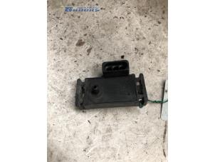 Gebruikte Map Sensor (inlaatspruitstuk) Renault Twingo (C06) 1.2 Prijs € 5,00 Margeregeling aangeboden door Autobedrijf Brooks
