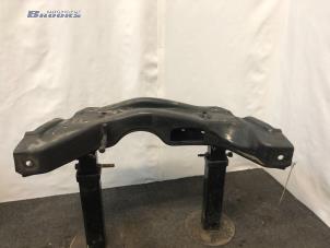 Gebruikte Subframe Volkswagen Polo IV (9N1/2/3) 1.4 16V Prijs € 50,00 Margeregeling aangeboden door Autobedrijf Brooks