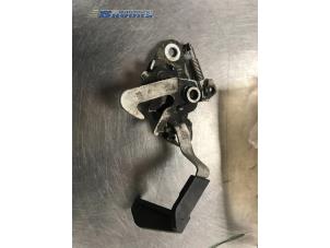 Gebruikte Slotmechaniek Motorkap Citroen C2 (JM) 1.1 Prijs € 15,00 Margeregeling aangeboden door Autobedrijf Brooks