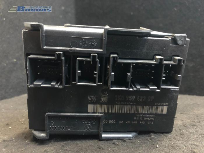 Gebruikte Computer Body Control Volkswagen Caddy III (2KA,2KH,2CA,2CH) 1.9 TDI Prijs € 35,00 Margeregeling aangeboden door Autobedrijf Brooks