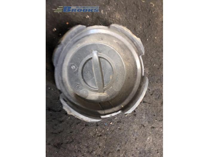 Wieldop van een Nissan NV 200 (M20M) 1.5 dCi 90 2012