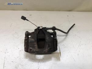 Gebruikte Remklauw (Tang) links-voor Fiat Punto Evo (199) 1.3 JTD Multijet 85 16V Euro 5 Prijs € 20,00 Margeregeling aangeboden door Autobedrijf Brooks