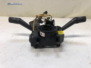 Gebruikte Licht + Raw Schakelaar Fiat Punto Evo (199) 1.3 JTD Multijet 85 16V Euro 5 Prijs € 95,00 Margeregeling aangeboden door Autobedrijf Brooks