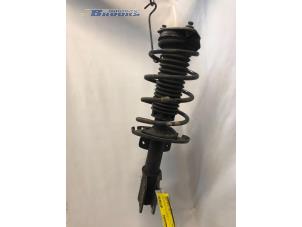 Gebruikte Schokdemperpoot links-voor Peugeot 308 SW (L4/L9/LC/LJ/LR) 1.6 BlueHDi 120 Prijs € 60,00 Margeregeling aangeboden door Autobedrijf Brooks