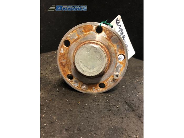 Wielnaaf links achter BMW 3 serie - Ophanging en Onderstel Wielnaaf links achter BMW 3 serie - Ophanging en Onderstel
