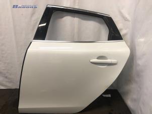 Gebruikte Deur 4Deurs links-achter Volvo V40 (MV) 2.0 D2 16V Prijs € 150,00 Margeregeling aangeboden door Autobedrijf Brooks