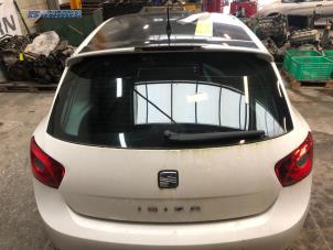 Gebruikte Achterklep Seat Ibiza IV (6J5) 1.6 TDI 90 Prijs € 100,00 Margeregeling aangeboden door Autobedrijf Brooks