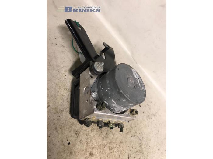 ABS Pomp van een Citroën C1 1.0 12V 2009