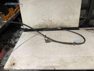 Gebruikte Handrem Kabel Peugeot 407 SW (6E) 2.0 HDiF 16V Prijs € 10,00 Margeregeling aangeboden door Autobedrijf Brooks
