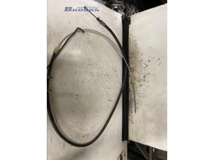 Gebruikte Handrem Kabel Peugeot 407 SW (6E) 2.0 HDiF 16V Prijs € 10,00 Margeregeling aangeboden door Autobedrijf Brooks