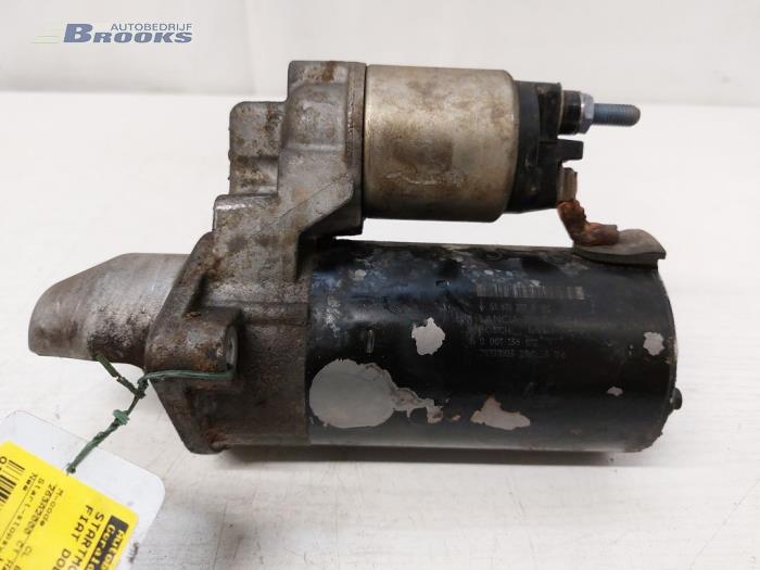 Gebruikte Startmotor Fiat Doblo Cargo (263) 1.3 MJ 16V DPF Euro 5 Prijs € 10,00 Margeregeling aangeboden door Autobedrijf Brooks