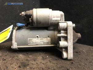 Gebruikte Startmotor Peugeot 5008 I (0A/0E) 1.6 HDiF 16V Prijs € 30,00 Margeregeling aangeboden door Autobedrijf Brooks