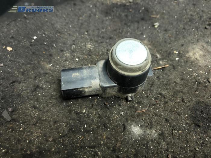 Gebruikte Sensor PDC Opel Corsa D 1.3 CDTi 16V ecoFLEX Prijs € 20,00 Margeregeling aangeboden door Autobedrijf Brooks