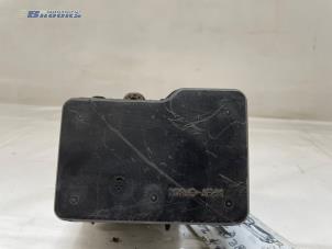 Gebruikte ABS Pomp Toyota RAV4 (A2) 2.0 D-4D 16V 4x4 Prijs € 50,00 Margeregeling aangeboden door Autobedrijf Brooks