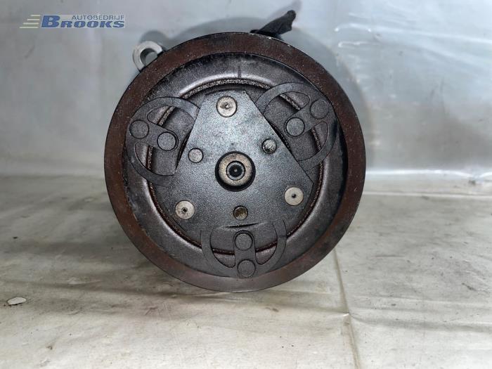 Gebruikte Aircopomp Nissan Primera (P11) 2.0 TD SLX Prijs € 15,00 Margeregeling aangeboden door Autobedrijf Brooks