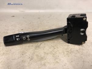 Gebruikte Richtingaanwijzer Schakelaar Rover 600-Serie Prijs € 10,00 Margeregeling aangeboden door Autobedrijf Brooks