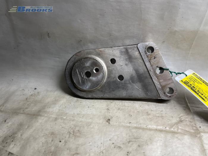 Motorsteun van een Daewoo Tacuma 1.6 16V 2007