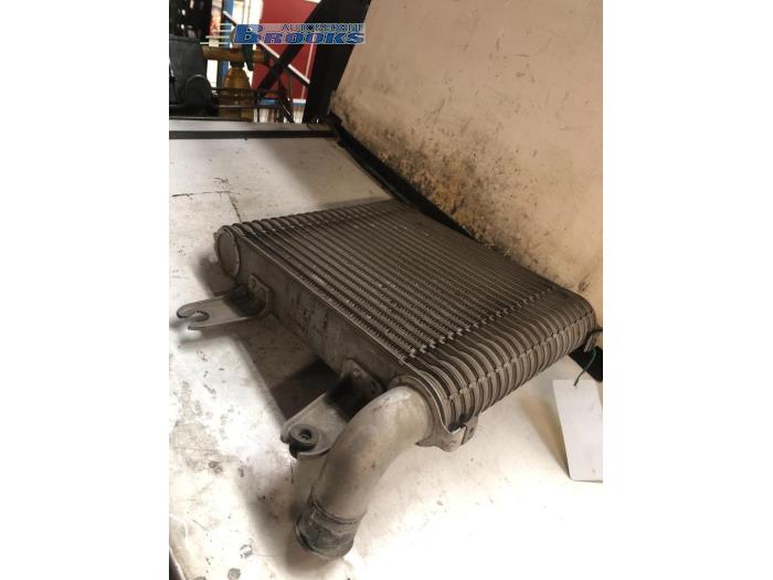 Gebruikte Intercooler Kia Carnival 2 (FIB/FLD) 2.9 HPDi 16V Prijs € 37,50 Margeregeling aangeboden door Autobedrijf Brooks
