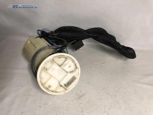 Gebruikte Tank element Pomp Mercedes E (W211) 3.2 E-320 CDI 24V Prijs € 75,00 Margeregeling aangeboden door Autobedrijf Brooks