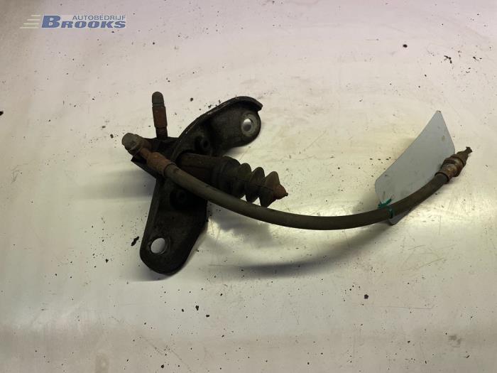 Gebruikte Koppeling Hulp Cilinder Daewoo Nexia 1.5 GLX,GTX 16V Prijs € 15,00 Margeregeling aangeboden door Autobedrijf Brooks