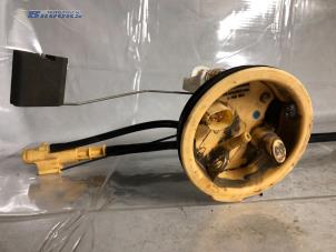 Gebruikte Tankvlotter BMW 3 serie Touring (E46/3) 320d 16V Prijs € 15,00 Margeregeling aangeboden door Autobedrijf Brooks