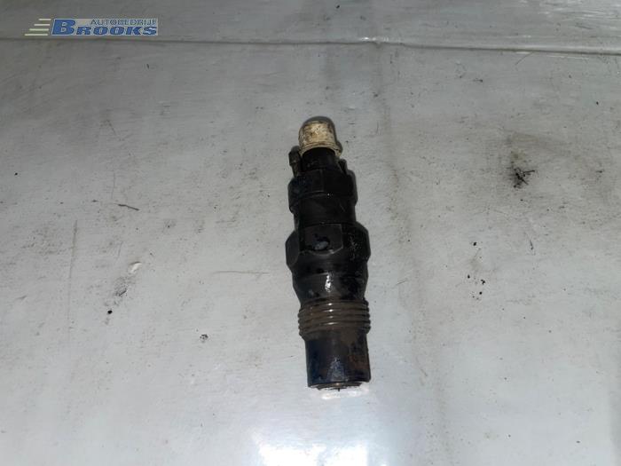Gebruikte Verstuiver (diesel) Volkswagen Golf III (1H1) 1.9 TD Prijs € 25,00 Margeregeling aangeboden door Autobedrijf Brooks