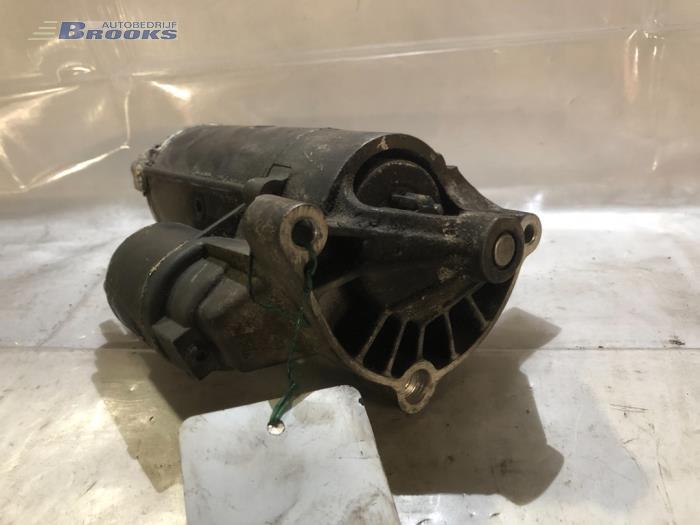 Startmotor van een Citroën Xantia Break (X1/2) 1.9 TD 1997