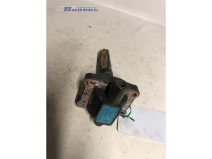 Gebruikte Bobine Mercedes E Combi (S124) 280 TE 24V Prijs € 20,00 Margeregeling aangeboden door Autobedrijf Brooks